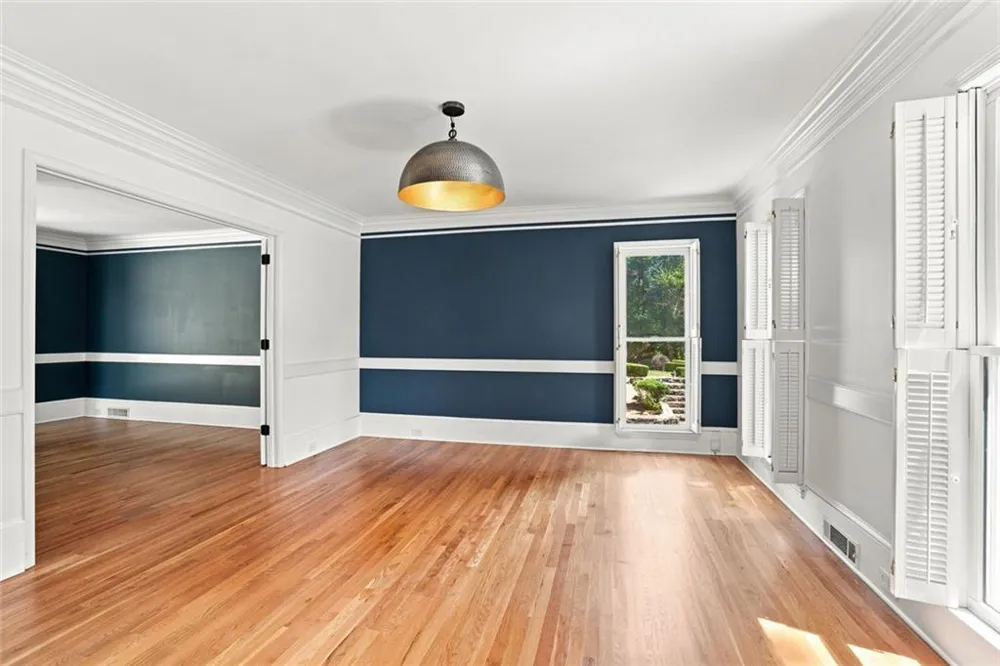 7680 Dunvegan Close Sandy Springs, GA 30350