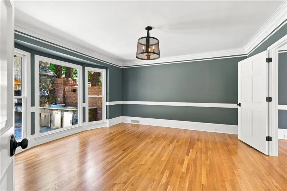 7680 Dunvegan Close Sandy Springs, GA 30350