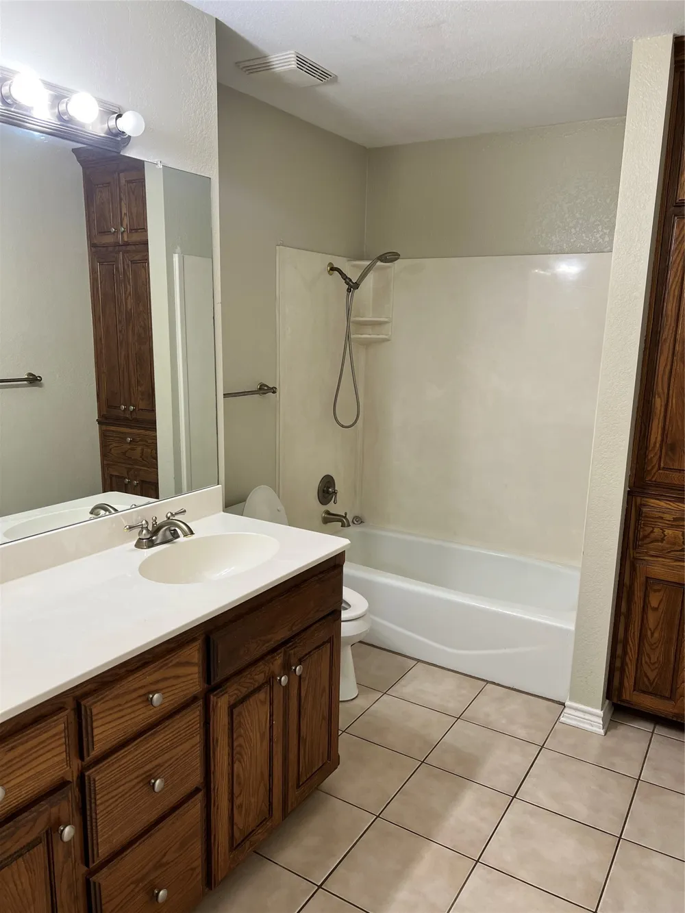 309 Baker Street Lindale, TX 75771