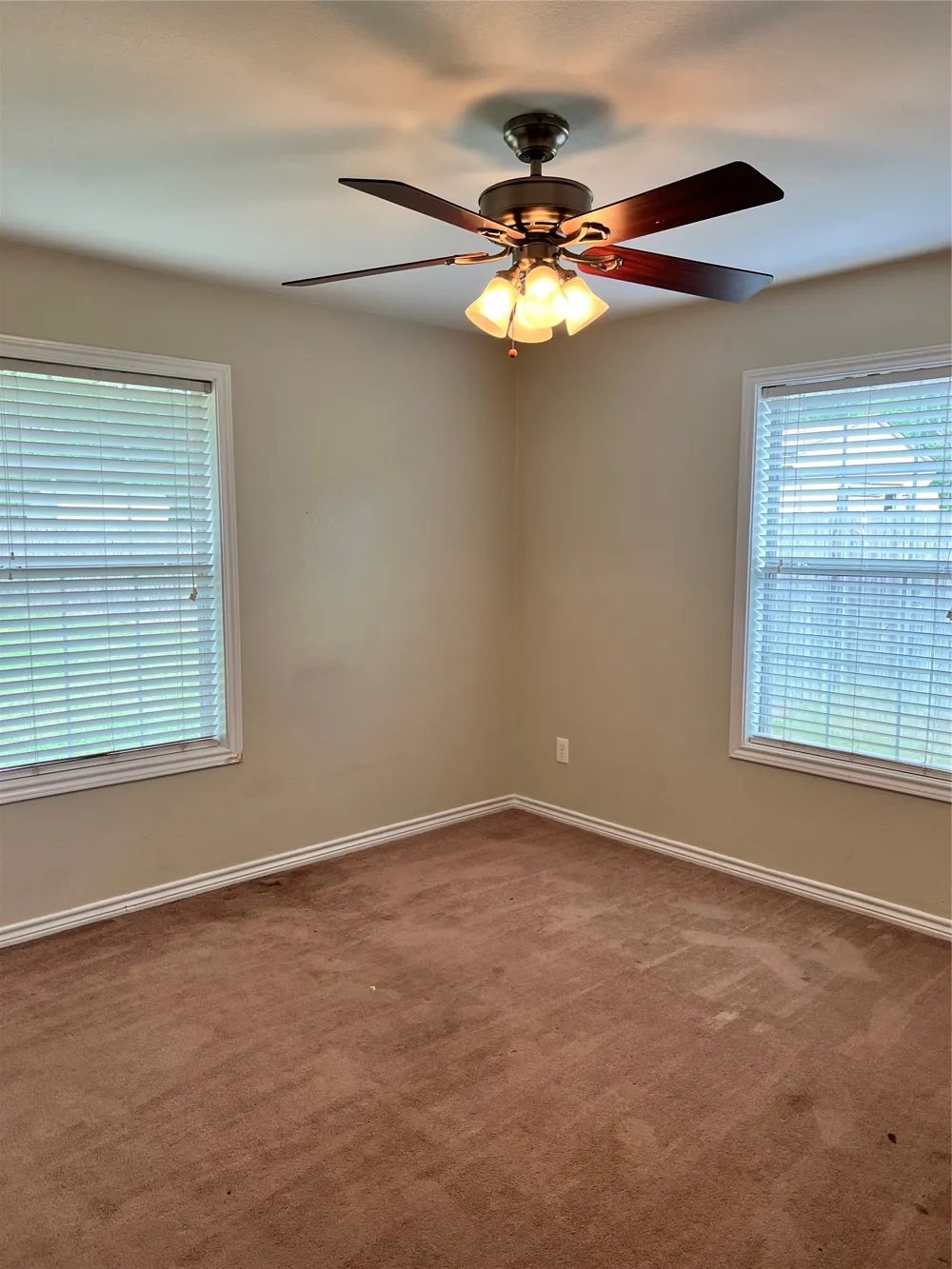 309 Baker Street Lindale, TX 75771