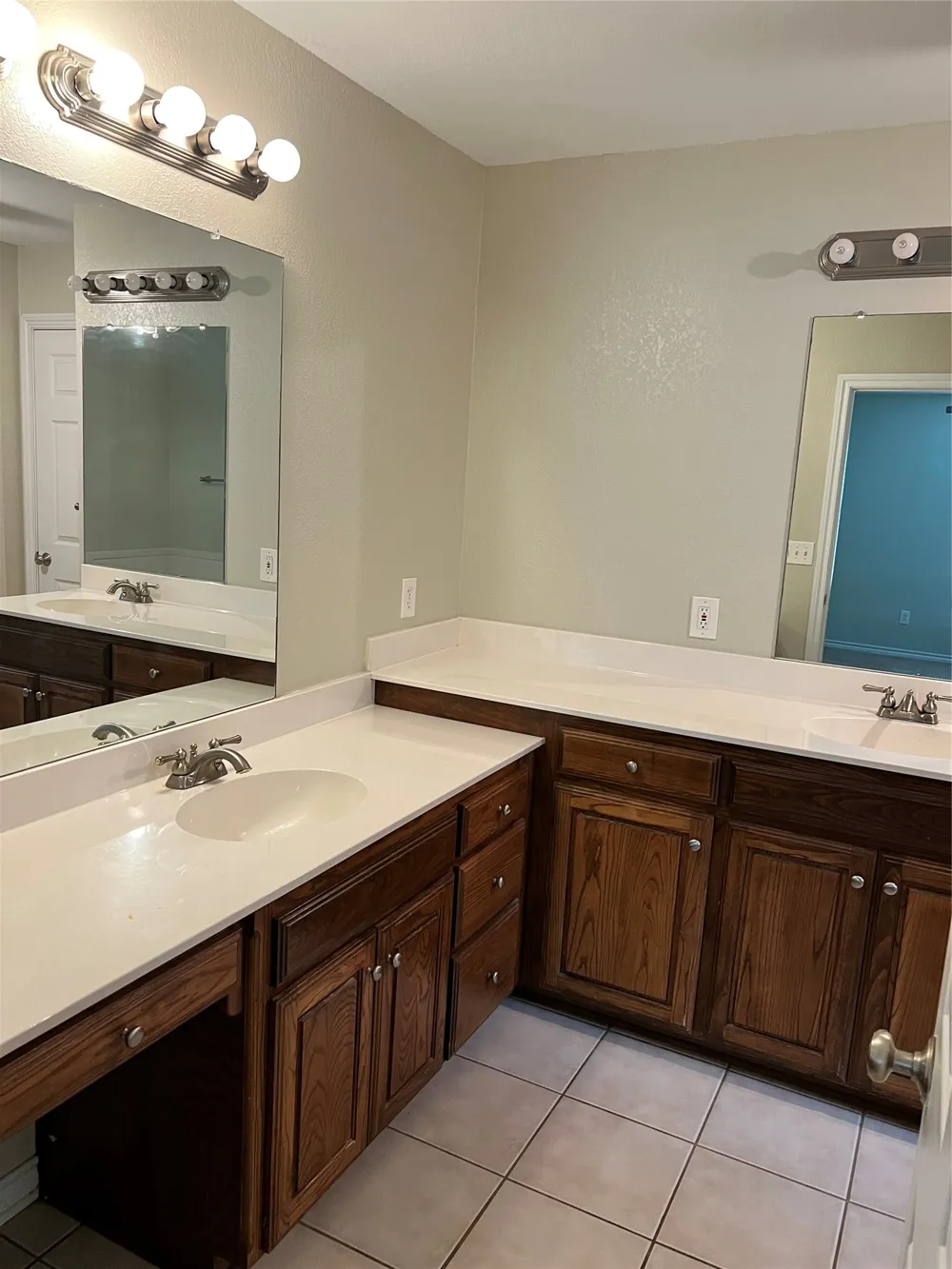 309 Baker Street Lindale, TX 75771