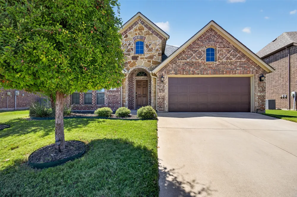 11805 Dixon Drive Fort Worth, TX 76108
