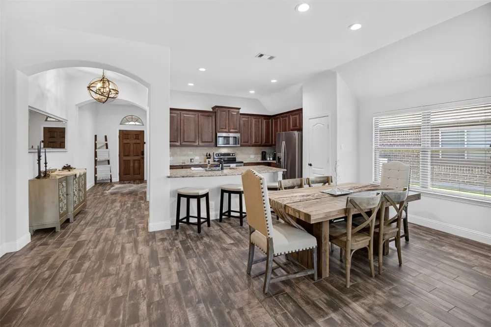 11805 Dixon Drive Fort Worth, TX 76108