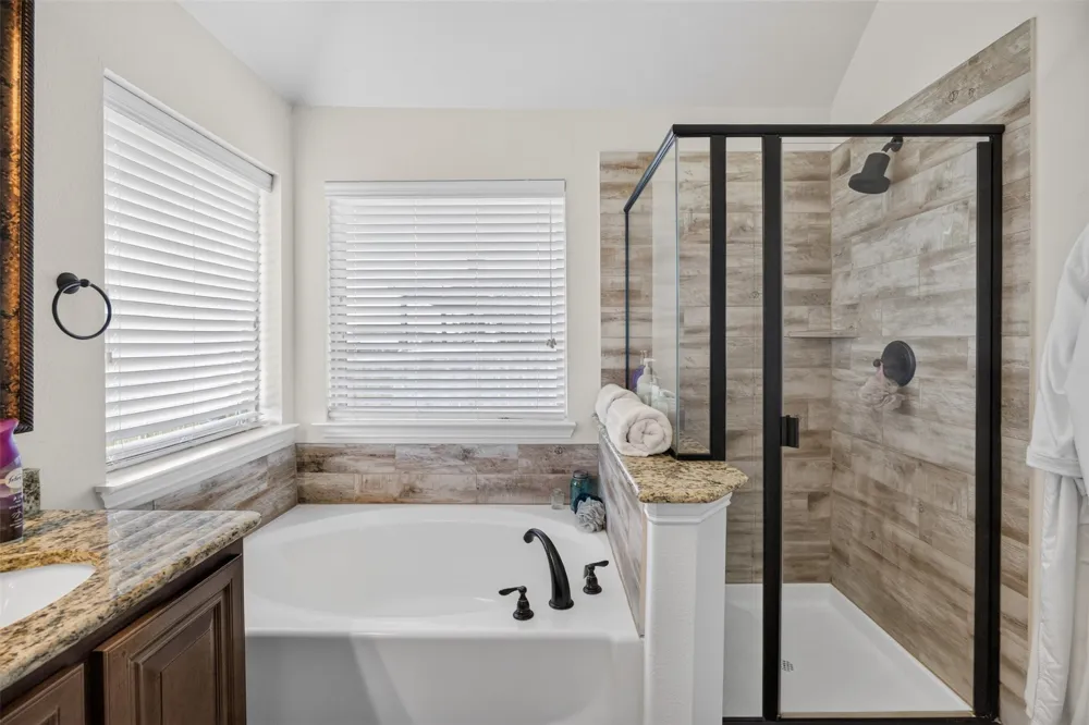 11805 Dixon Drive Fort Worth, TX 76108