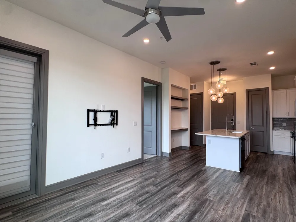 2700 Old Denton Road #4445 Carrollton, TX 75007