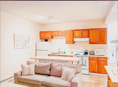 23 Pearl Street #4