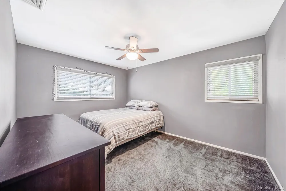 41 Orchard Street Farmingdale, NY 11735