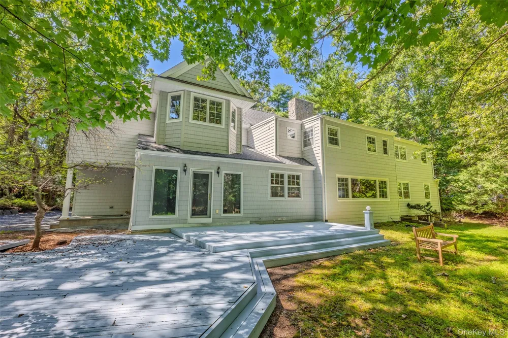 23 Cliff Road Belle Terre, NY 11777