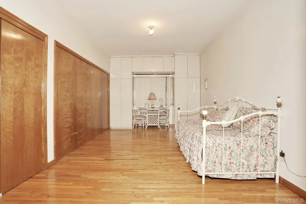 1 Morris Road Spring Valley, NY 10977