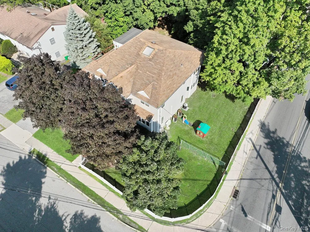 1 Morris Road Spring Valley, NY 10977