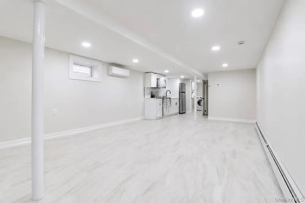 6472 80th Avenue Glendale, NY 11385