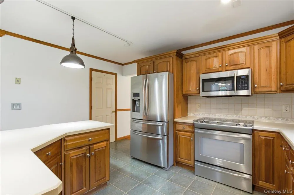 182 Red Rock Road Cairo, NY 12413