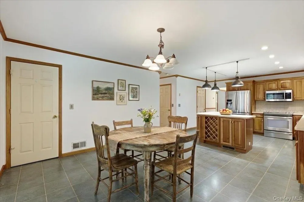 182 Red Rock Road Cairo, NY 12413
