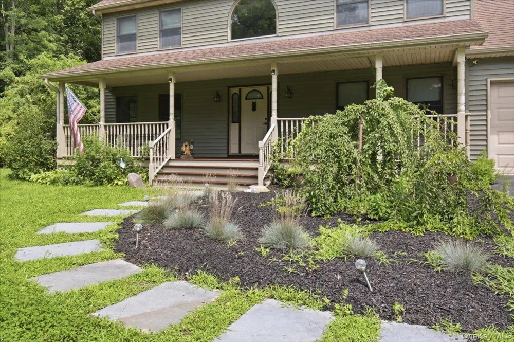 182 Red Rock Road Cairo, NY 12413