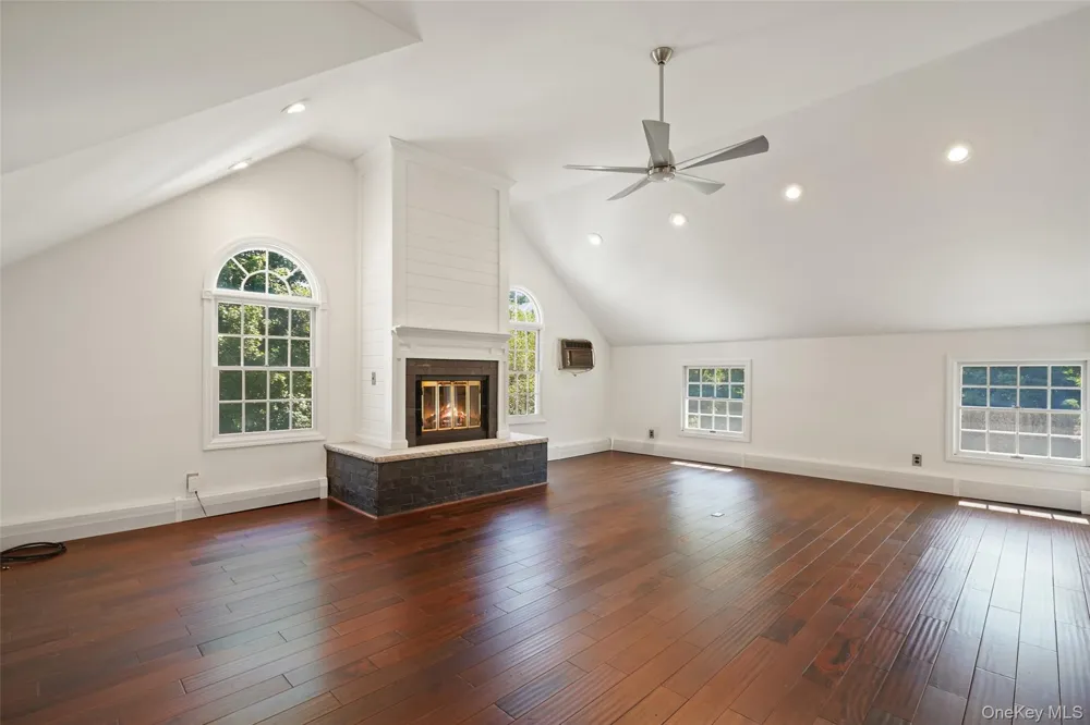 2 Pine Tree Drive Katonah, NY 10536