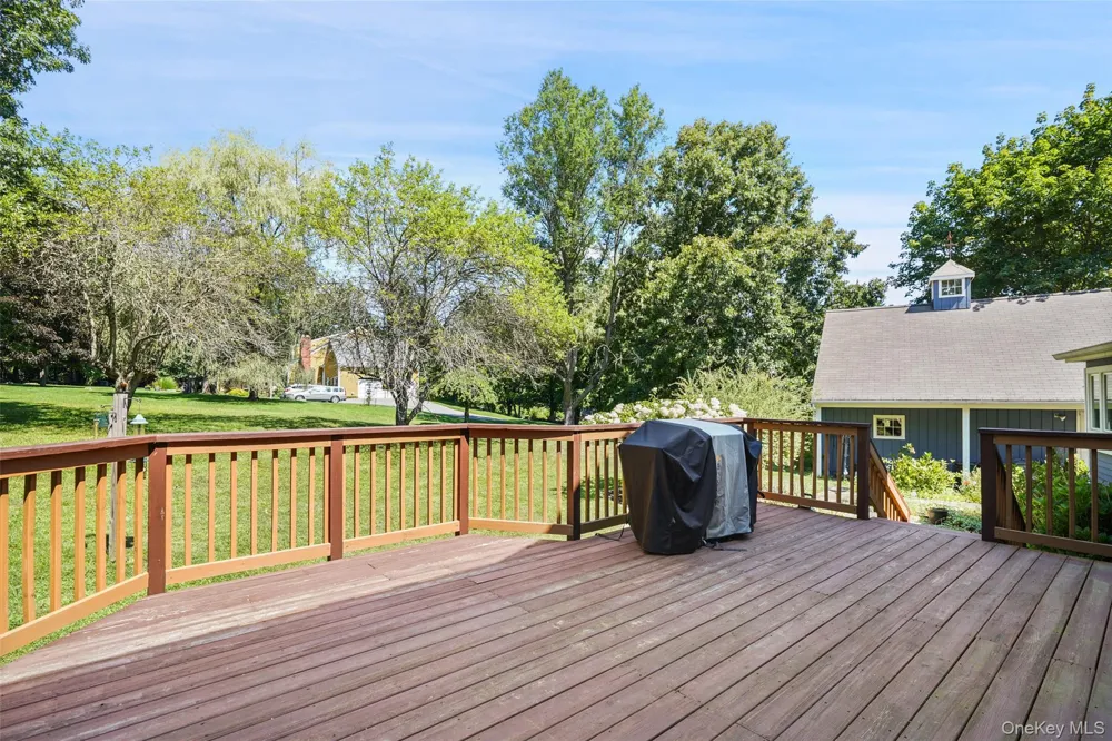 2 Pine Tree Drive Katonah, NY 10536