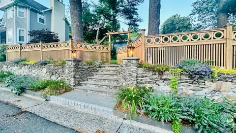 18 20th Avenue