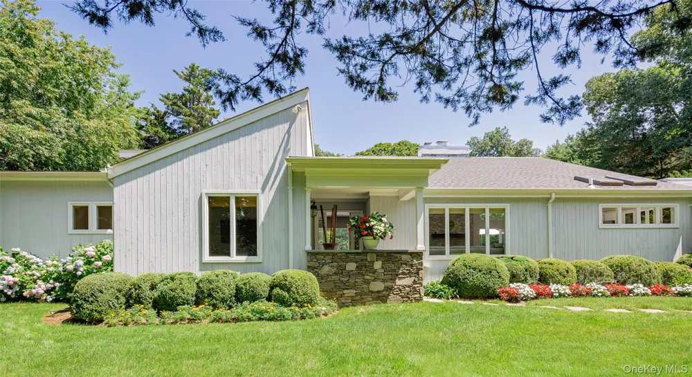 14 Rose Hill Road Water Mill, NY 11976