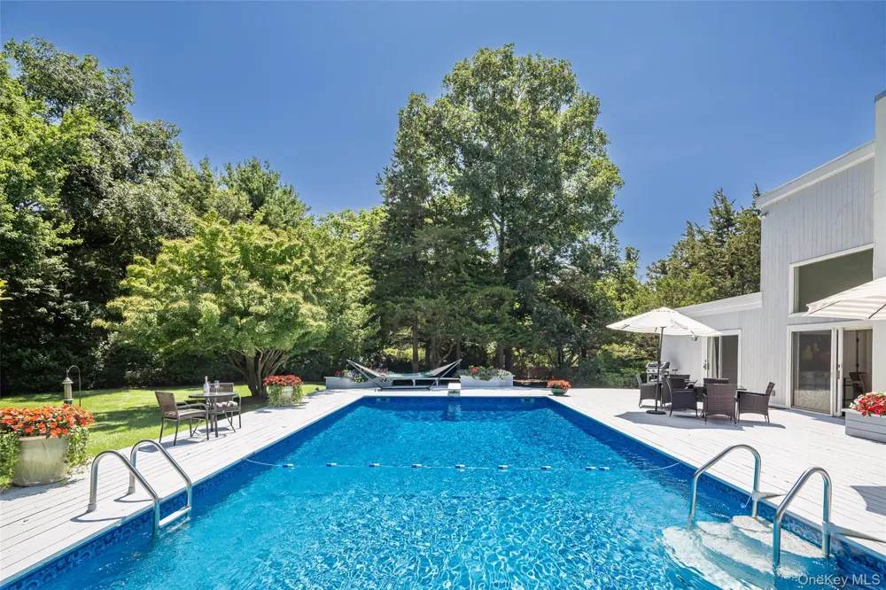 14 Rose Hill Road Water Mill, NY 11976