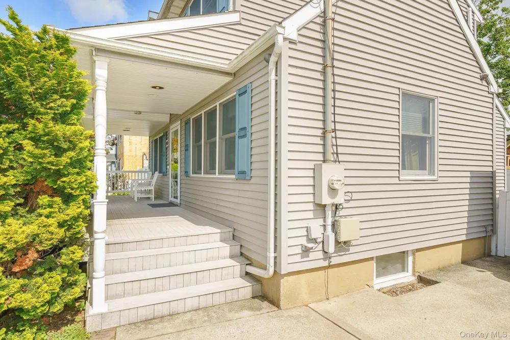 219 Leonard Street North Bellmore, NY 11710