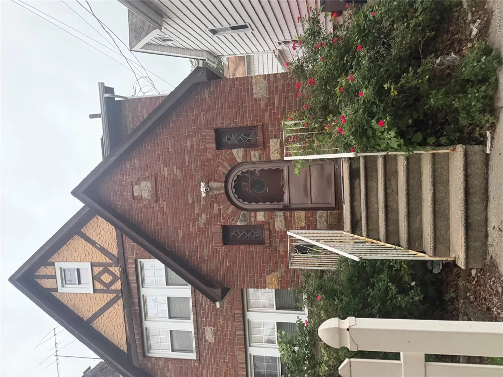 27 Leonard Place Yonkers, NY 10704