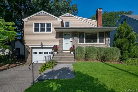 71 Ewart Street