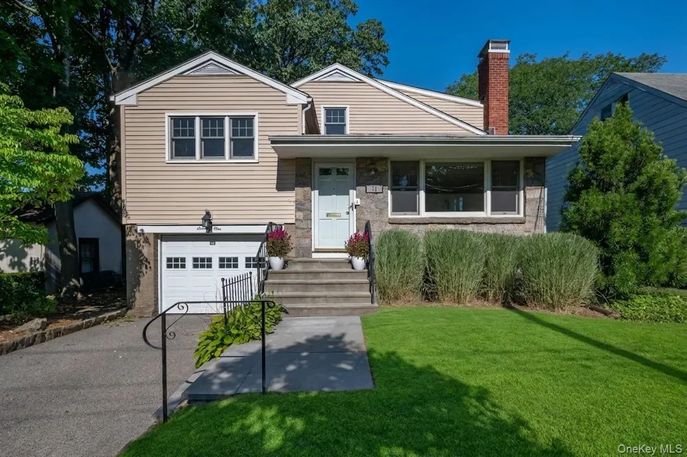 71 Ewart Street Scarsdale, NY 10583