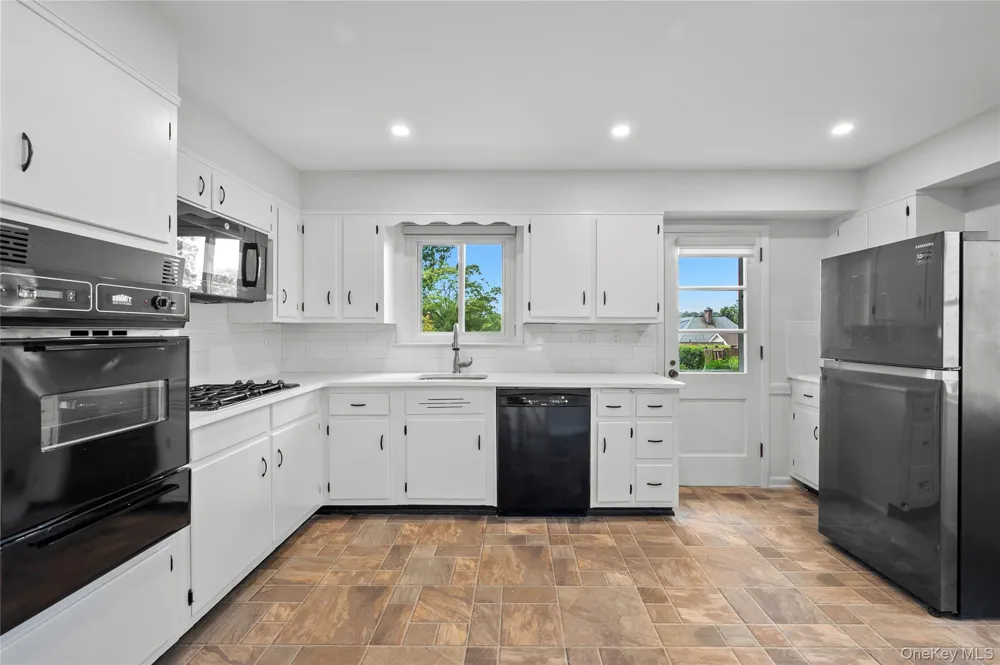 71 Ewart Street Scarsdale, NY 10583