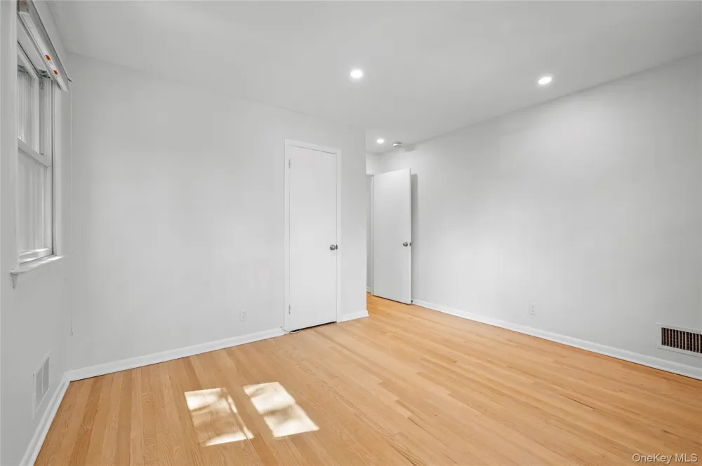71 Ewart Street Scarsdale, NY 10583