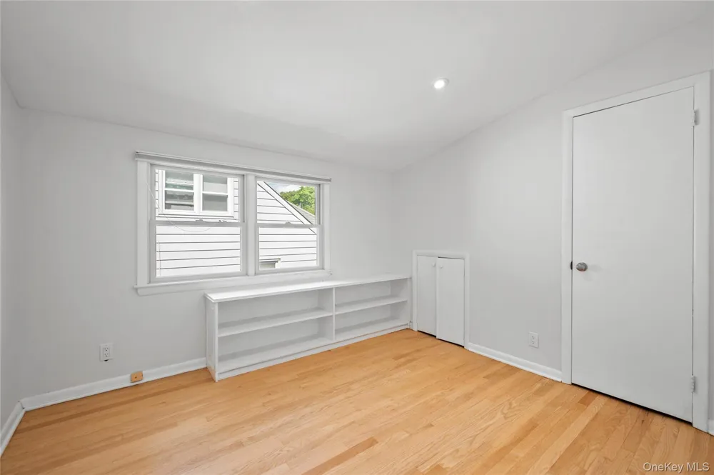 71 Ewart Street Scarsdale, NY 10583
