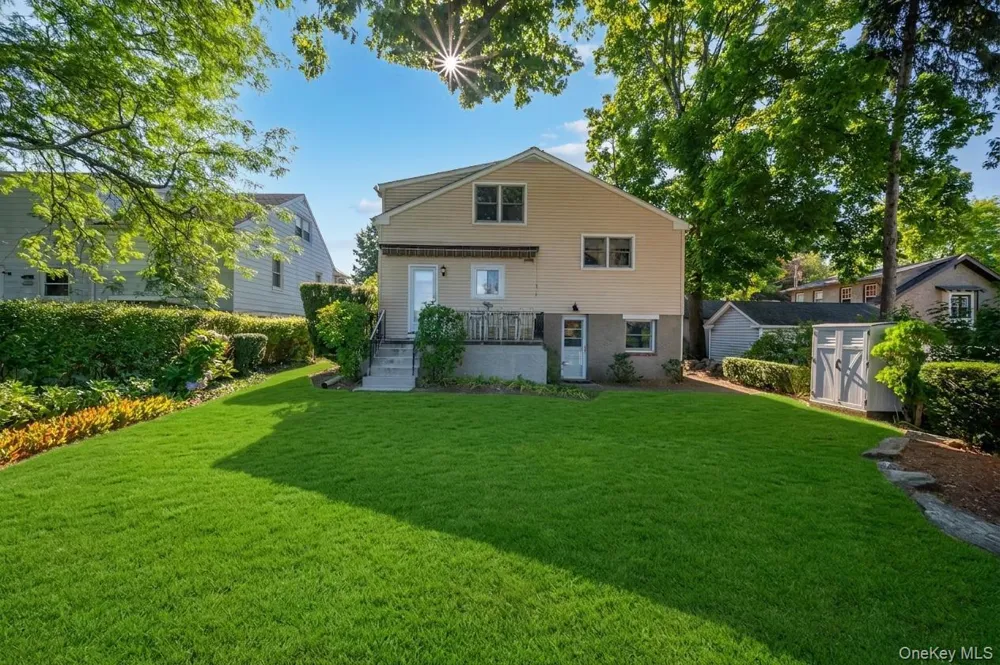 71 Ewart Street Scarsdale, NY 10583
