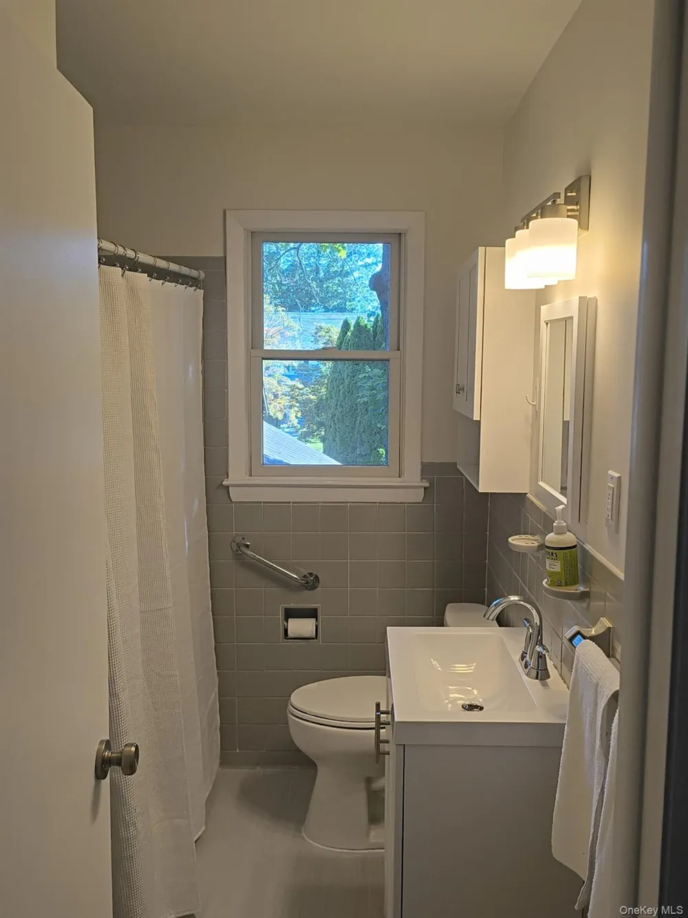 71 Ewart Street Scarsdale, NY 10583