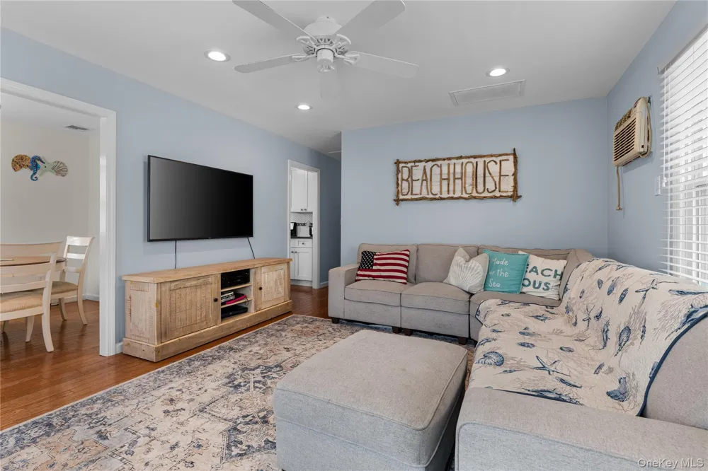 33 Minnesota Avenue Long Beach, NY 11561