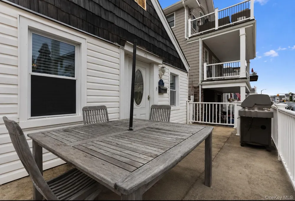 33 Minnesota Avenue Long Beach, NY 11561