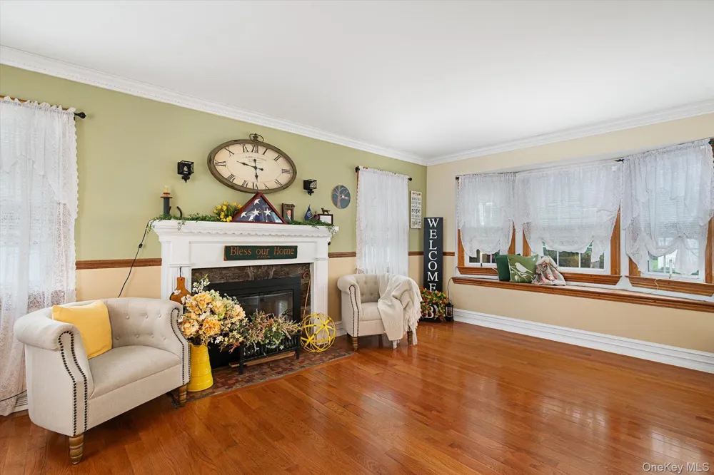 2563 Milburn Avenue Baldwin, NY 11510