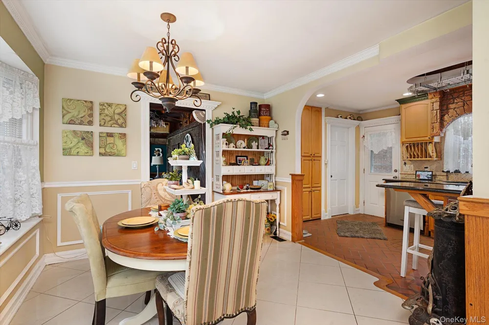 2563 Milburn Avenue Baldwin, NY 11510