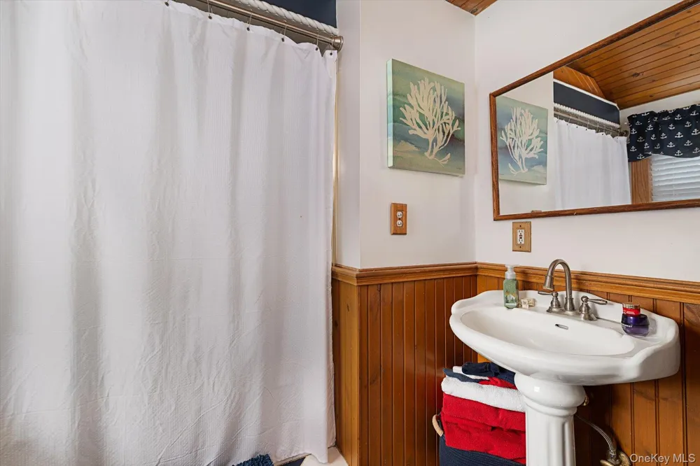 2563 Milburn Avenue Baldwin, NY 11510
