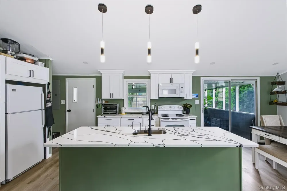 20 Seneca Lane Milton, NY 12547