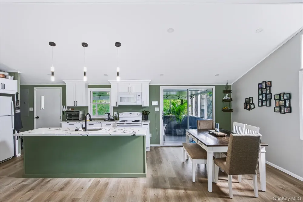 20 Seneca Lane Milton, NY 12547