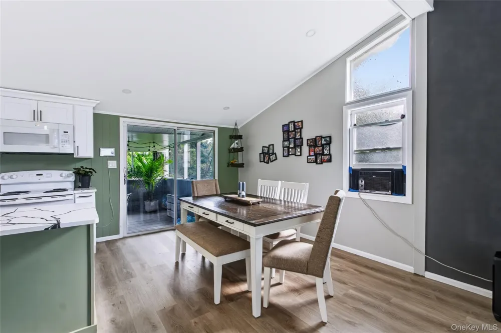 20 Seneca Lane Milton, NY 12547