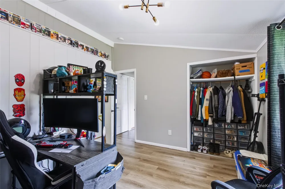 20 Seneca Lane Milton, NY 12547