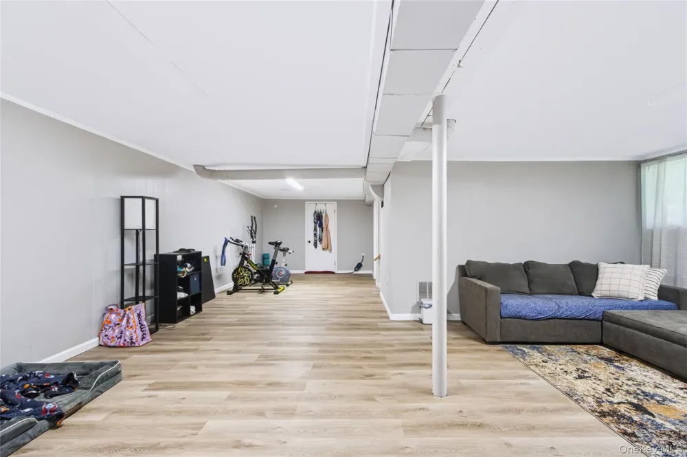 20 Seneca Lane Milton, NY 12547
