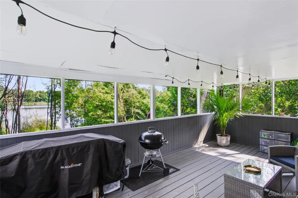 20 Seneca Lane Milton, NY 12547