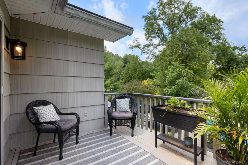 9 Behrendt Drive Pearl River, NY 10965