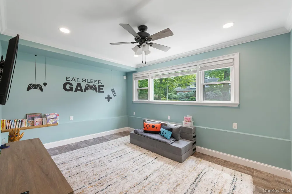 9 Behrendt Drive Pearl River, NY 10965