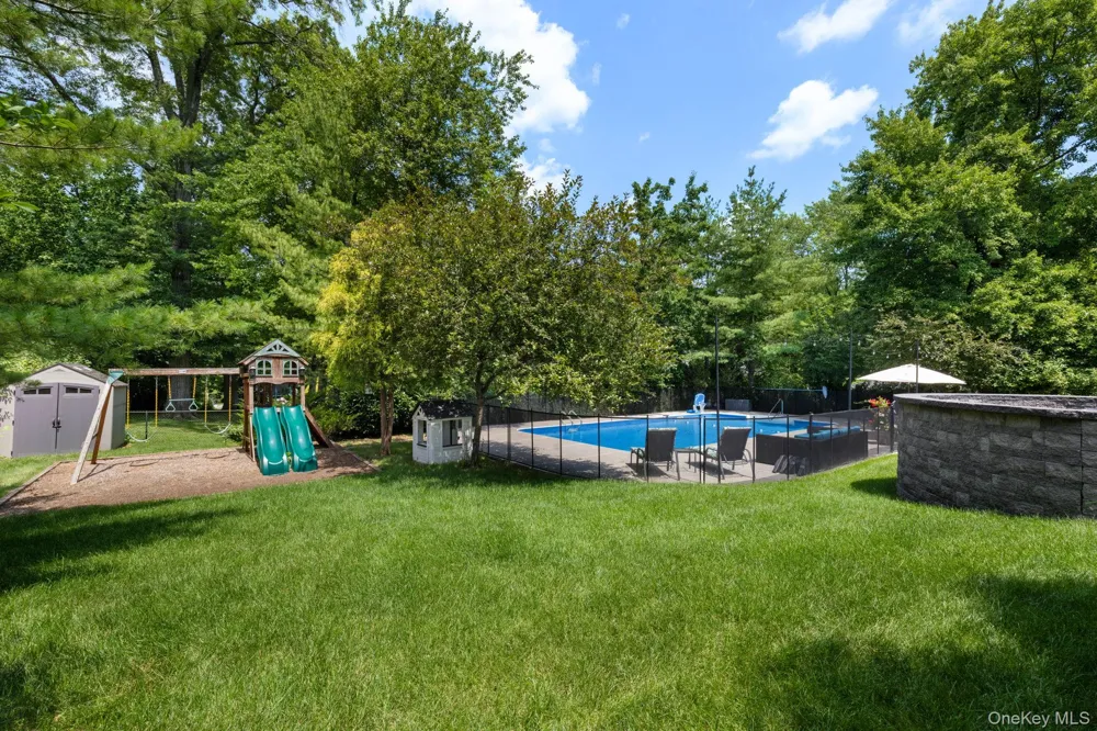 9 Behrendt Drive Pearl River, NY 10965