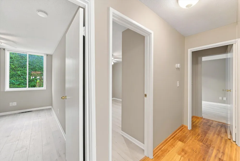 893 Cliffs Drive #107 Ypsilanti, MI 48198