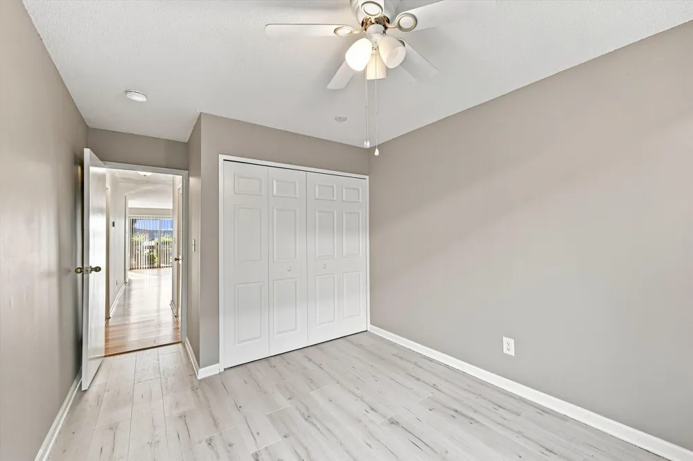 893 Cliffs Drive #107 Ypsilanti, MI 48198