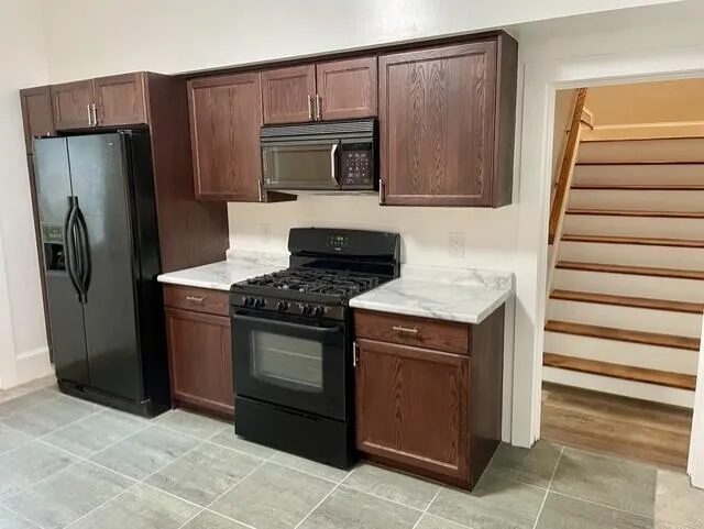 208 S Elm Street Three Oaks, MI 49128