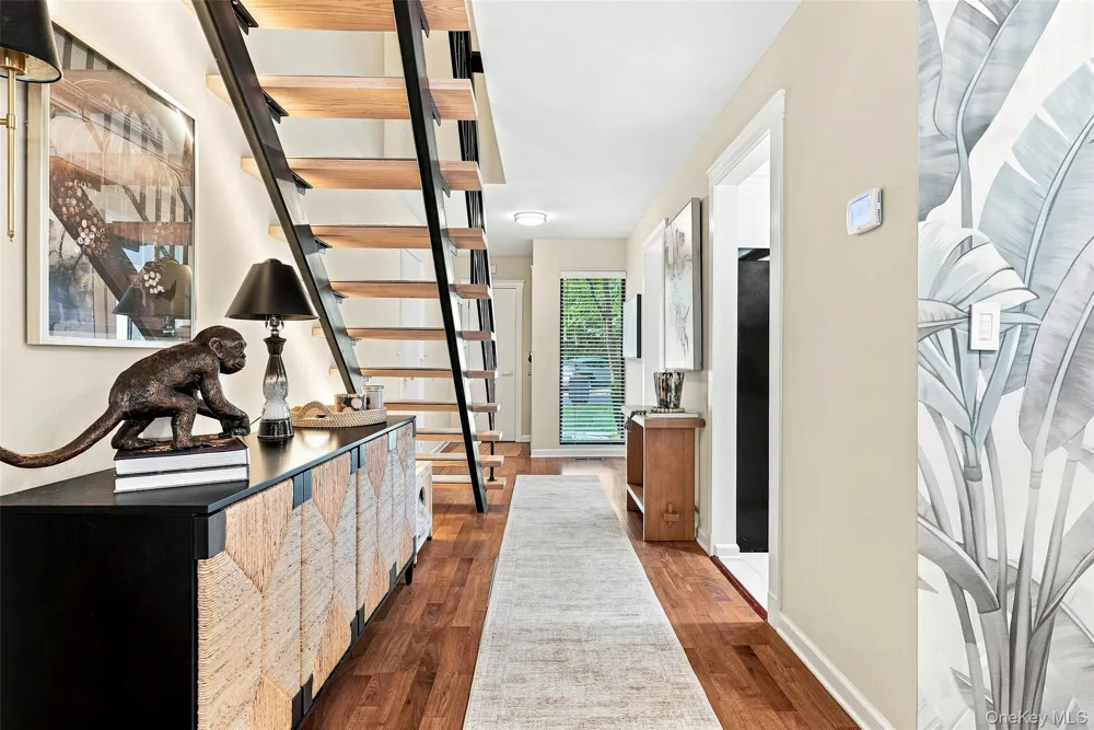 50 Pondview #C Rye, NY 10580